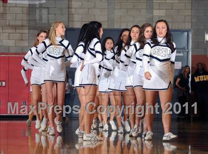 Thumbnail 2 in Flintridge Prep vs. Muir (CIF SS 5AA Final) photogallery.
