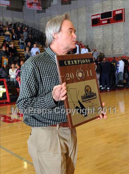 Thumbnail 1 in Flintridge Prep vs. Muir (CIF SS 5AA Final) photogallery.