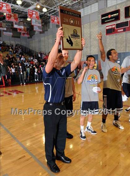 Thumbnail 3 in Flintridge Prep vs. Muir (CIF SS 5AA Final) photogallery.