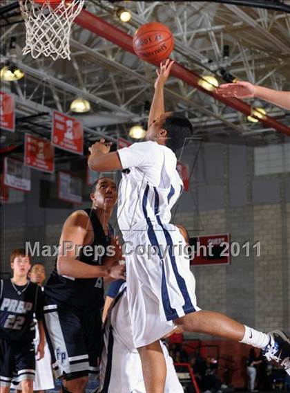 Thumbnail 2 in Flintridge Prep vs. Muir (CIF SS 5AA Final) photogallery.