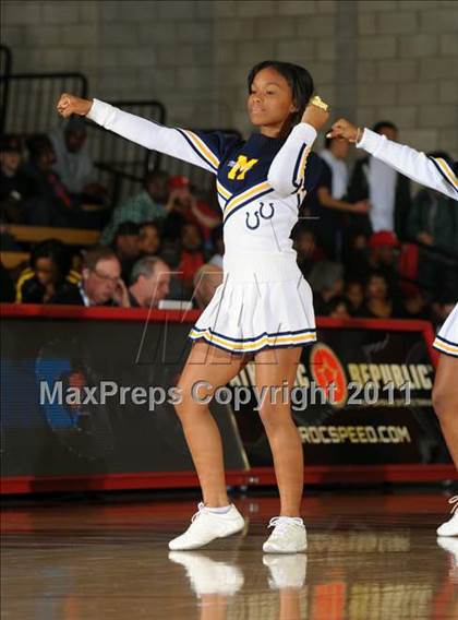 Thumbnail 2 in Flintridge Prep vs. Muir (CIF SS 5AA Final) photogallery.
