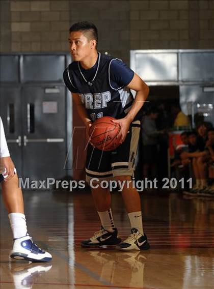 Thumbnail 3 in Flintridge Prep vs. Muir (CIF SS 5AA Final) photogallery.