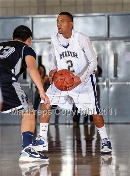 Thumbnail 2 in Flintridge Prep vs. Muir (CIF SS 5AA Final) photogallery.