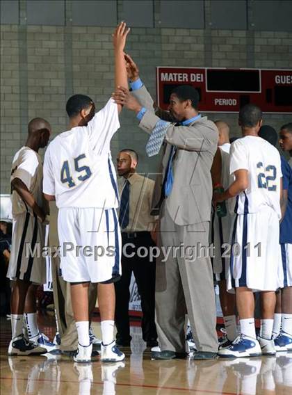 Thumbnail 3 in Flintridge Prep vs. Muir (CIF SS 5AA Final) photogallery.