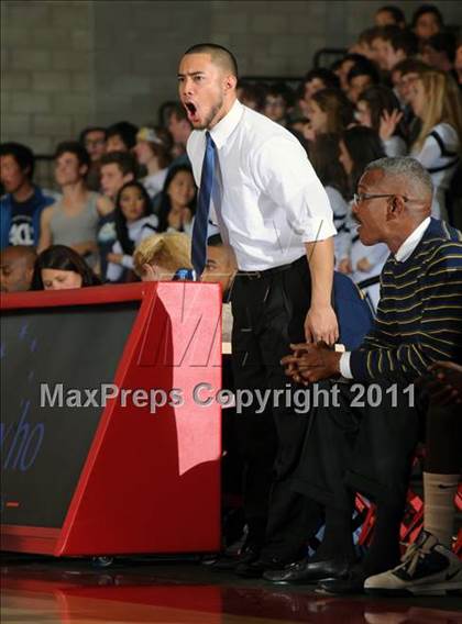 Thumbnail 3 in Flintridge Prep vs. Muir (CIF SS 5AA Final) photogallery.