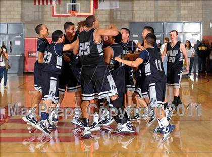 Thumbnail 1 in Flintridge Prep vs. Muir (CIF SS 5AA Final) photogallery.