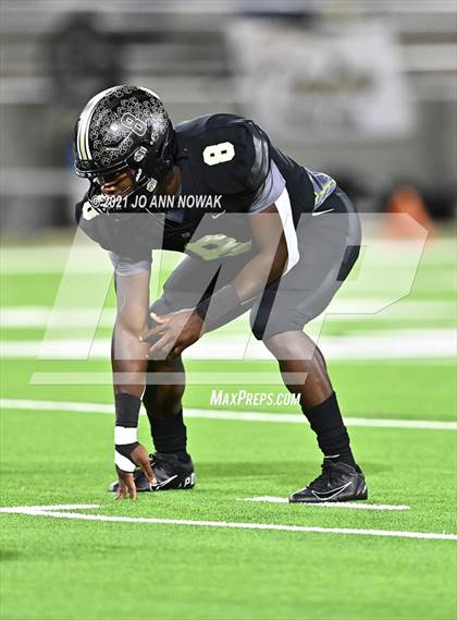 Thumbnail 3 in Cypress Park vs. Tomball (UIL 6A Bi-District Playoff) photogallery.
