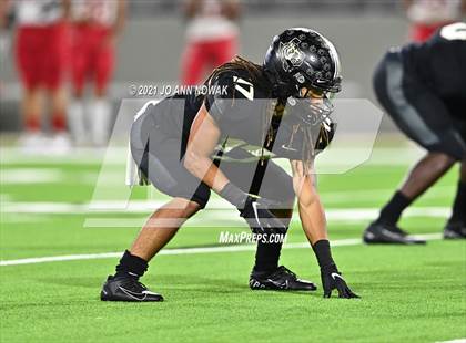 Thumbnail 1 in Cypress Park vs. Tomball (UIL 6A Bi-District Playoff) photogallery.