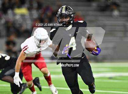 Thumbnail 1 in Cypress Park vs. Tomball (UIL 6A Bi-District Playoff) photogallery.