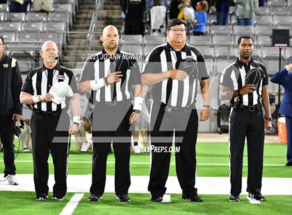 Thumbnail 1 in Cypress Park vs. Tomball (UIL 6A Bi-District Playoff) photogallery.