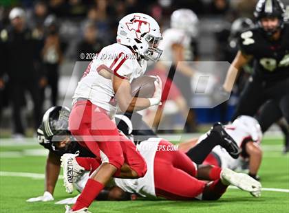 Thumbnail 2 in Cypress Park vs. Tomball (UIL 6A Bi-District Playoff) photogallery.