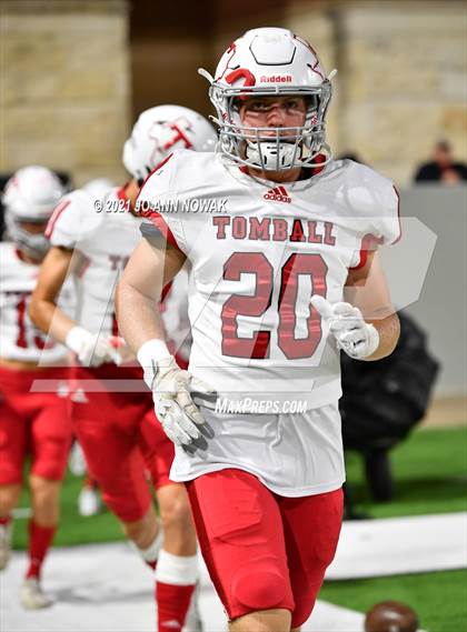 Thumbnail 1 in Cypress Park vs. Tomball (UIL 6A Bi-District Playoff) photogallery.