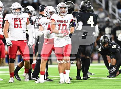 Thumbnail 1 in Cypress Park vs. Tomball (UIL 6A Bi-District Playoff) photogallery.