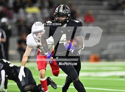 Thumbnail 3 in Cypress Park vs. Tomball (UIL 6A Bi-District Playoff) photogallery.