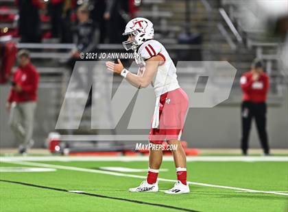 Thumbnail 2 in Cypress Park vs. Tomball (UIL 6A Bi-District Playoff) photogallery.