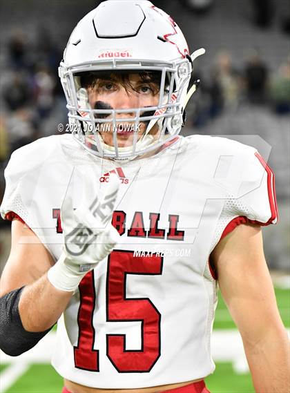 Thumbnail 2 in Cypress Park vs. Tomball (UIL 6A Bi-District Playoff) photogallery.