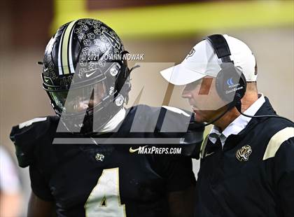 Thumbnail 1 in Cypress Park vs. Tomball (UIL 6A Bi-District Playoff) photogallery.