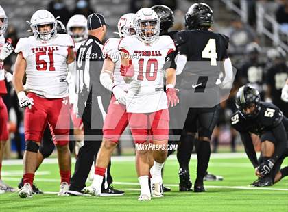 Thumbnail 3 in Cypress Park vs. Tomball (UIL 6A Bi-District Playoff) photogallery.