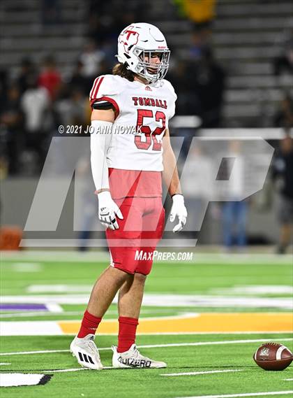 Thumbnail 2 in Cypress Park vs. Tomball (UIL 6A Bi-District Playoff) photogallery.
