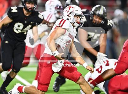 Thumbnail 1 in Cypress Park vs. Tomball (UIL 6A Bi-District Playoff) photogallery.