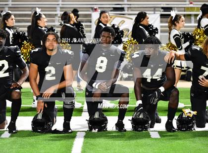 Thumbnail 1 in Cypress Park vs. Tomball (UIL 6A Bi-District Playoff) photogallery.