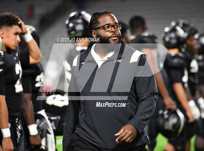 Thumbnail 3 in Cypress Park vs. Tomball (UIL 6A Bi-District Playoff) photogallery.