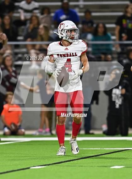 Thumbnail 2 in Cypress Park vs. Tomball (UIL 6A Bi-District Playoff) photogallery.