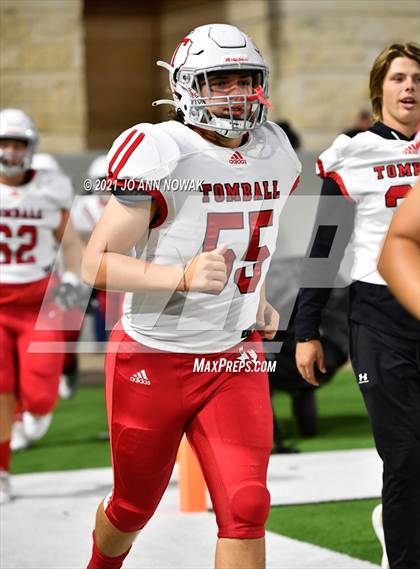 Thumbnail 2 in Cypress Park vs. Tomball (UIL 6A Bi-District Playoff) photogallery.
