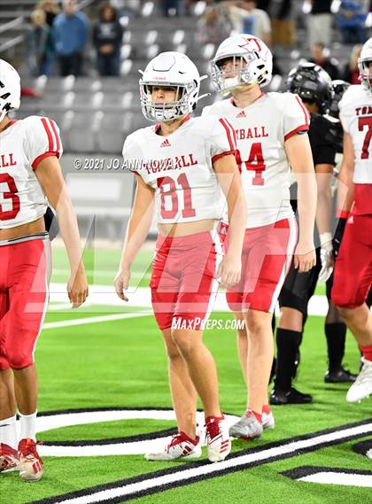 Thumbnail 2 in Cypress Park vs. Tomball (UIL 6A Bi-District Playoff) photogallery.