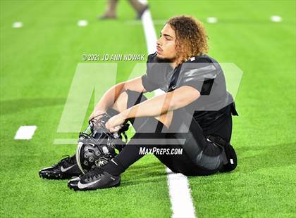 Thumbnail 3 in Cypress Park vs. Tomball (UIL 6A Bi-District Playoff) photogallery.