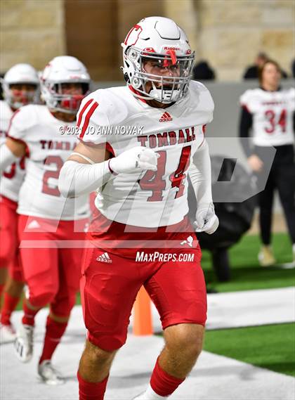 Thumbnail 1 in Cypress Park vs. Tomball (UIL 6A Bi-District Playoff) photogallery.
