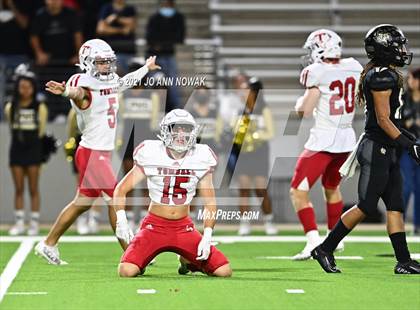 Thumbnail 3 in Cypress Park vs. Tomball (UIL 6A Bi-District Playoff) photogallery.