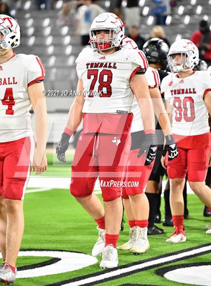 Thumbnail 3 in Cypress Park vs. Tomball (UIL 6A Bi-District Playoff) photogallery.