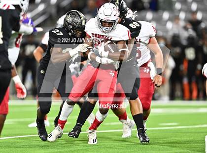 Thumbnail 2 in Cypress Park vs. Tomball (UIL 6A Bi-District Playoff) photogallery.