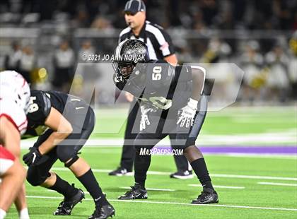Thumbnail 2 in Cypress Park vs. Tomball (UIL 6A Bi-District Playoff) photogallery.