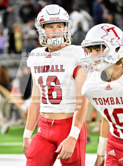 Thumbnail 1 in Cypress Park vs. Tomball (UIL 6A Bi-District Playoff) photogallery.
