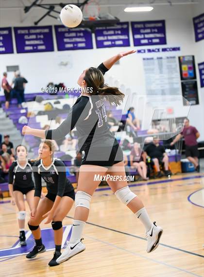 Thumbnail 3 in Northwest Christian vs. Odyssey Institute photogallery.