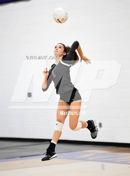 Thumbnail 2 in Northwest Christian vs. Odyssey Institute photogallery.