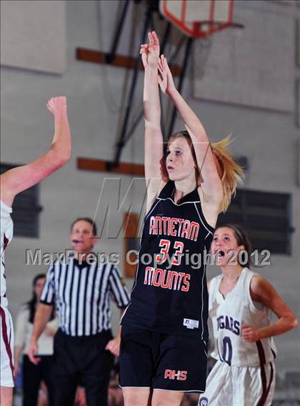 Thumbnail 3 in Antietam vs. Lancaster Country Day photogallery.