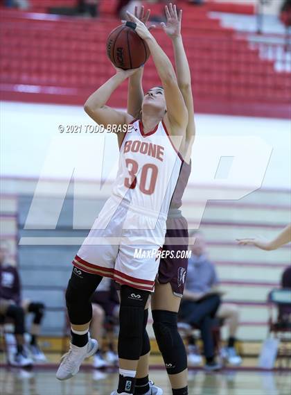 Thumbnail 3 in Dobyns-Bennett @ Daniel Boone photogallery.