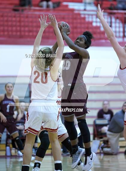 Thumbnail 1 in Dobyns-Bennett @ Daniel Boone photogallery.