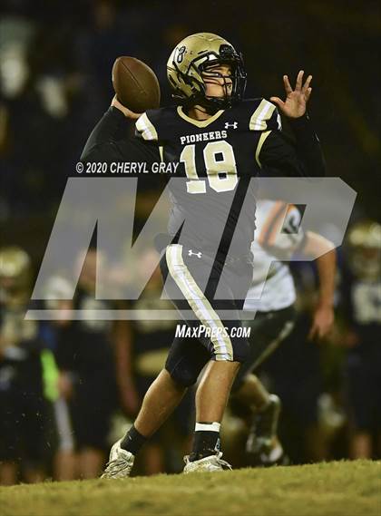 Thumbnail 3 in Sullivan Central @ David Crockett photogallery.