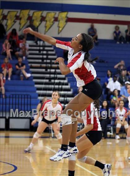 Thumbnail 1 in Pflugerville @ Leander photogallery.