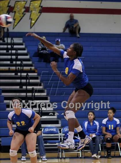 Thumbnail 2 in Pflugerville @ Leander photogallery.