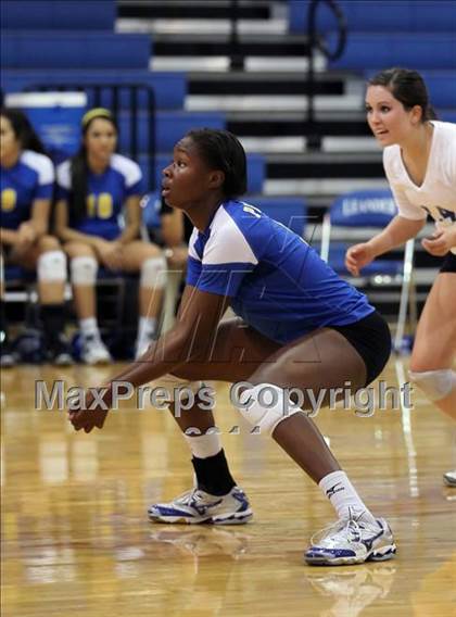 Thumbnail 3 in Pflugerville @ Leander photogallery.