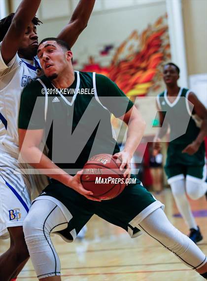 Thumbnail 2 in Bishop Gorman vs Chino Hills (Hoophall West Invitational) photogallery.