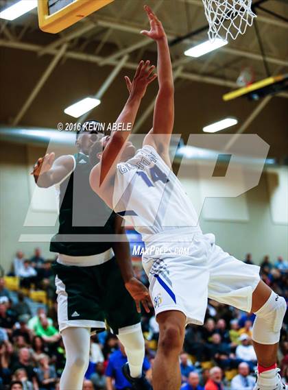 Thumbnail 2 in Bishop Gorman vs Chino Hills (Hoophall West Invitational) photogallery.