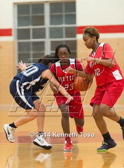 Thumbnail 3 in Providence Catholic @ Fox Tech photogallery.