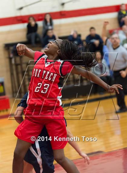Thumbnail 1 in Providence Catholic @ Fox Tech photogallery.