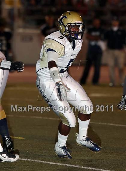 Thumbnail 3 in Muir vs. Crescenta Valley photogallery.